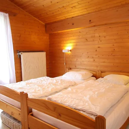 シャレー Spacious In Randogne Near Montana *