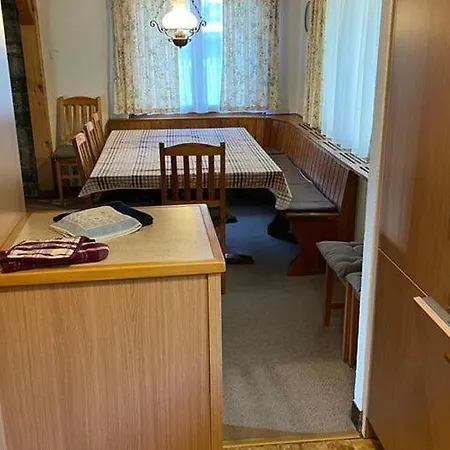 シャレー Spacious In Randogne Near Montana クラン