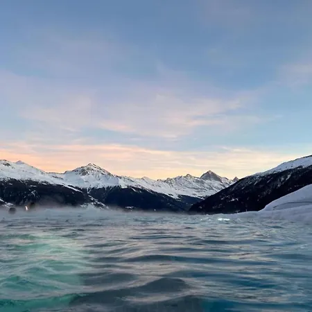 Bright With Terrace *