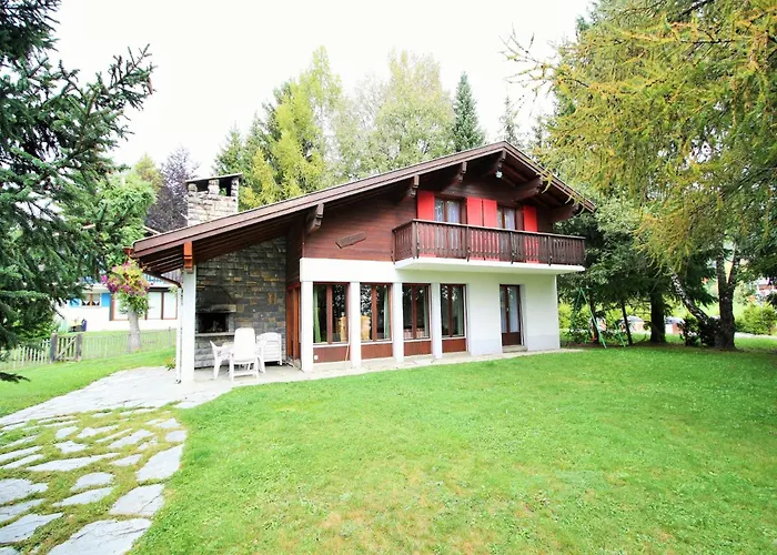 Bright With Terrace Шале